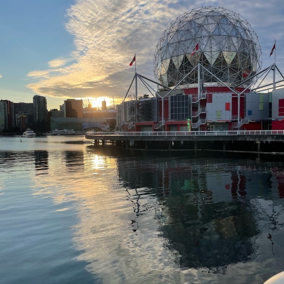 SOLD. Canon Rebel T3 - Picture 12 of 13